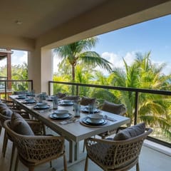 Caribbean Vibes | 4BR | Beachfront, Pool & Relax