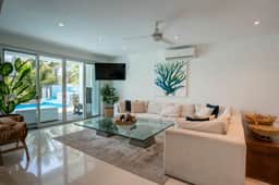 Casa Coco - 4BR Villa, Private Pool in Hotel Zone - Image 3