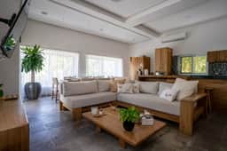 Casa Pescada | 4 BR | Beach Access Tropical Villa - Image 4