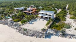 Isla Blanca Beach House |3BR |Eco-friendly Retreat - Image 4