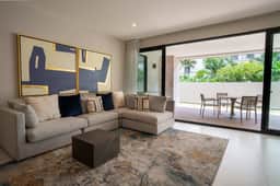 Modern Apt | 4BR | Marina & Beach Access - Image 3