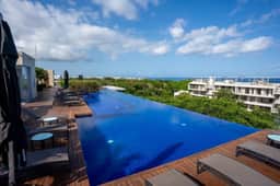 Luxury Condo | 3BR | Private Rooftop Pool | GYM - Image 2
