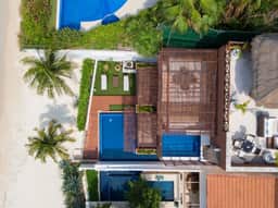 Villa Langosta | 6BR | Luxury Beachfront Stay - Image 2