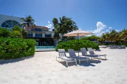 Villa Serena | 6BR | Beachfront & Private Pool - Image 3