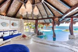 Villa Alma | 7BR | Beachfront Exclusive Villa - Image 4
