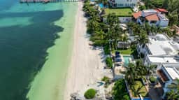 Villa Moriska | 5BR | Unique Beachfront Escape - Image 2