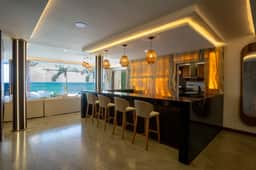 Villa Magdalena - 7BR - Oceanfront w/ Heated Pool - Image 4