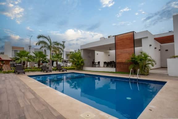 Modern House | 3BR | Central & Fully Equipped - Image 4