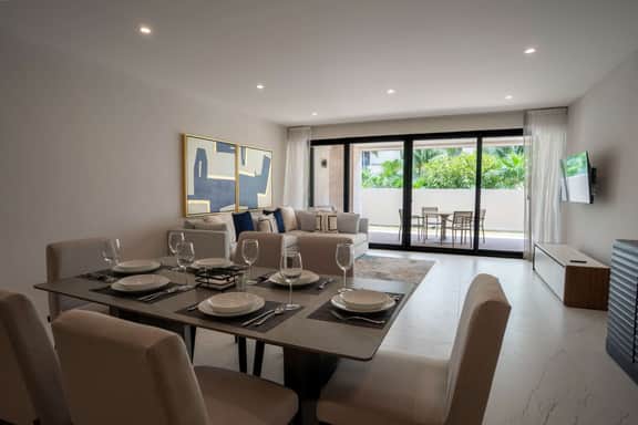 Modern Apt | 4BR | Marina & Beach Access - Image 5