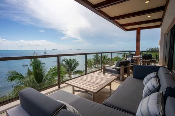 Seaside Condo | 4BR | Luxury Stay in Isla Mujeres - Image 5