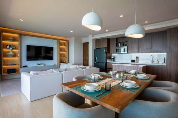 Stylish Condo | 4BR | Exclusive Family Stay - Image 3
