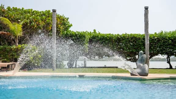 Villa Castillo | 8BR | Waterfront & Private Pool - Image 5