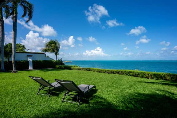 Villa del Sol | 6BR | Exclusive Family Retreat - Image 4