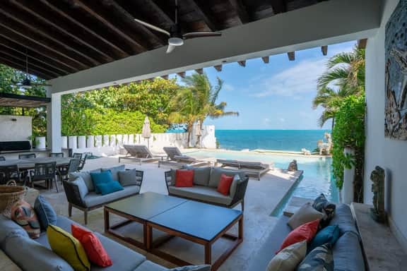 Villa Presidente | 4BR | Oceanfront Luxury Stay - Image 4