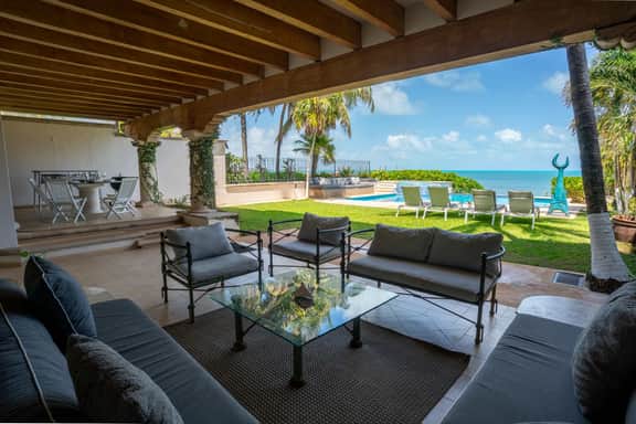 Villa Serena | 6BR | Beachfront & Private Pool - Image 4