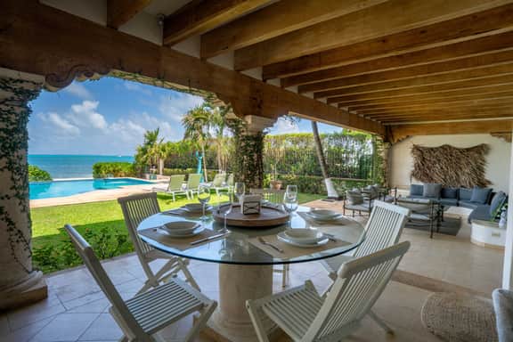 Villa Serena | 6BR | Beachfront & Private Pool - Image 5
