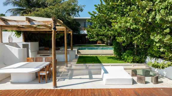 Villa La Ceiba | 5BR | Waterfront Hotel Zone Luxe - Image 4