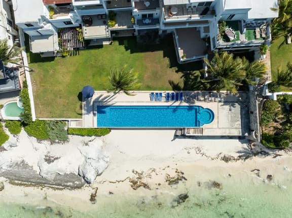 Casa Iguana | 4 BR | Beachfront Family Residence - Image 1