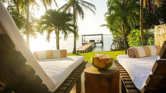 Villa Muyal | 7BR | Waterfront Getaway - Image 1