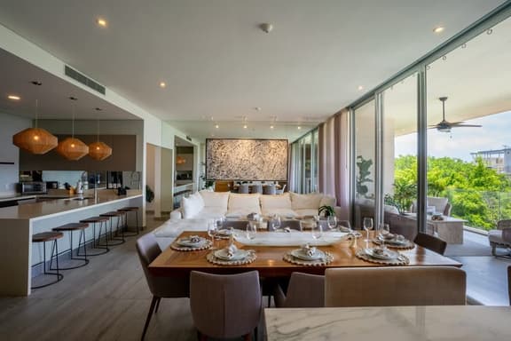 Luxury Condo | 3BR | Private Rooftop Pool | GYM - Image 1