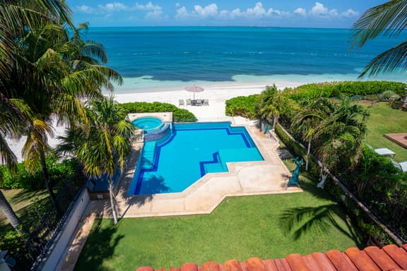 Villa Serena | 6BR | Beachfront & Private Pool - Image 1